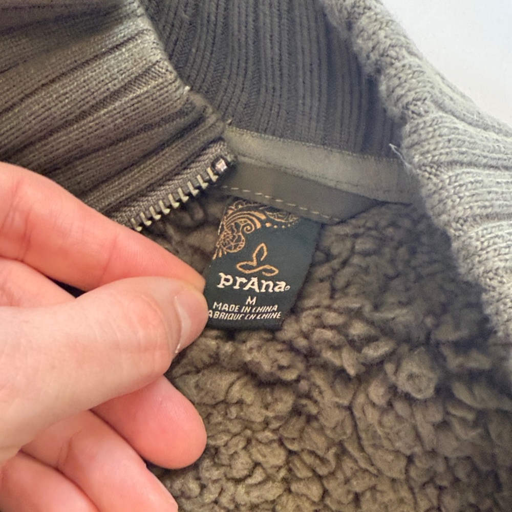 Prana Olive Green Quilted Puffer Jacket - Picture 3 of 3